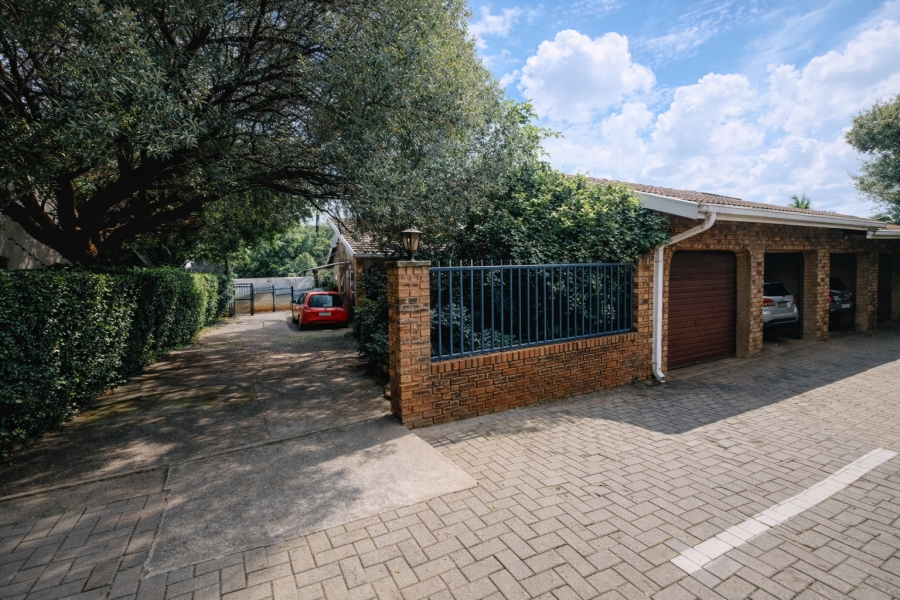 2 Bedroom Property for Sale in Safari Gardens North West